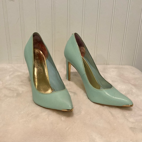 Ted Baker London Shoes - Ted Baker London Mitila Mint Green Leather Heels Size 37.5